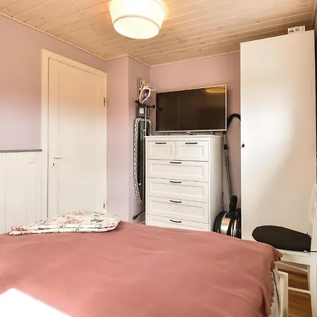 Three-bedroom In 펜션