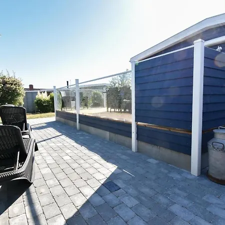 Three-bedroom In 펜션