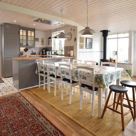 Дом отдыха Three-bedroom In *