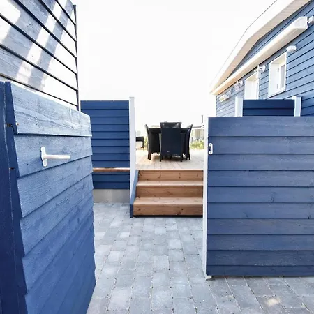 Three-bedroom In 뉘보르