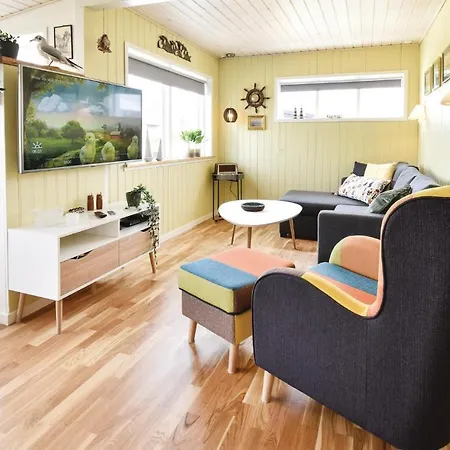 Three-bedroom In 펜션 *