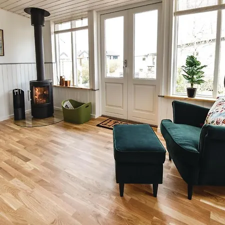 Three-bedroom In 펜션